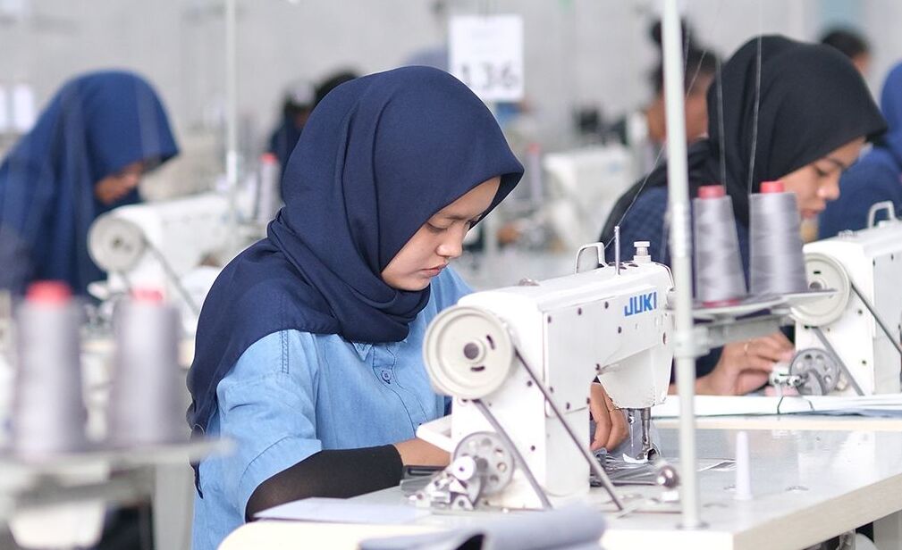 Konveksi Seragam Kerja